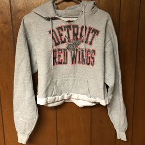 Cropped Detroit Red Wings Hoodie
